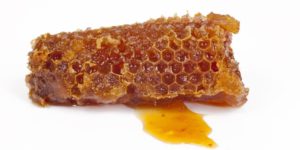 Extraction of honey